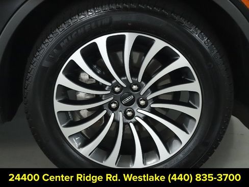 Used 2024 Lincoln Aviator Reserve w/ Elements Package Plus AWD/4WD image 10