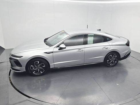 Used 2025 Hyundai Sonata SEL FWD image 44