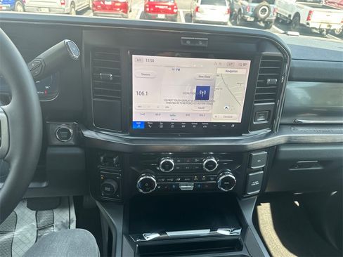 New 2026 Ford F250 Lariat w/ Chrome Package image 25