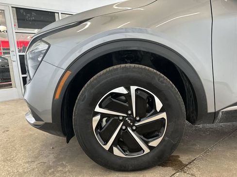 Certified 2023 Kia Sportage LX image 20