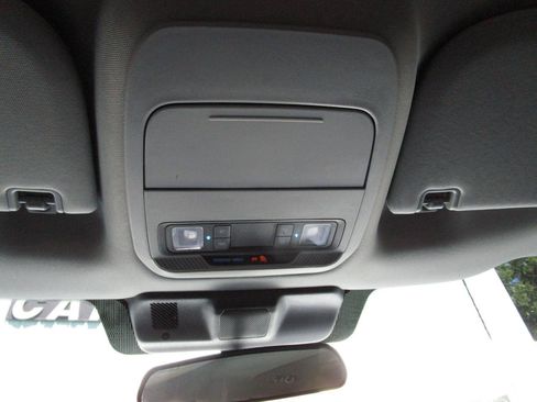 Used 2022 Ford F150 XL w/ Equipment Group 101A High AWD/4WD image 17