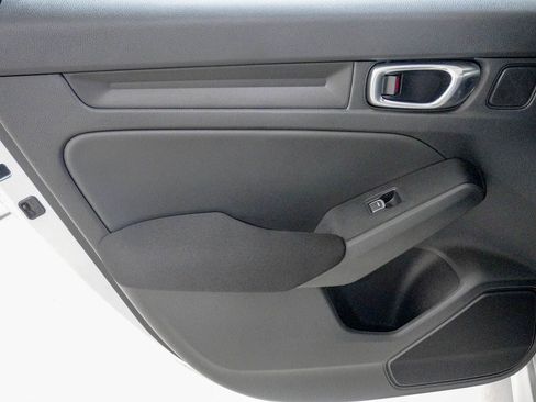 Used 2023 Honda Civic Sport image 34