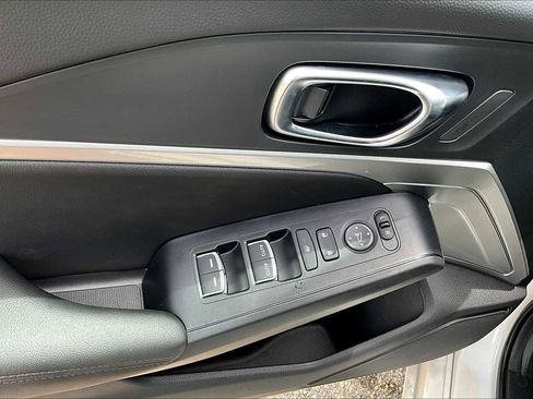 Certified 2025 Acura Integra image 10