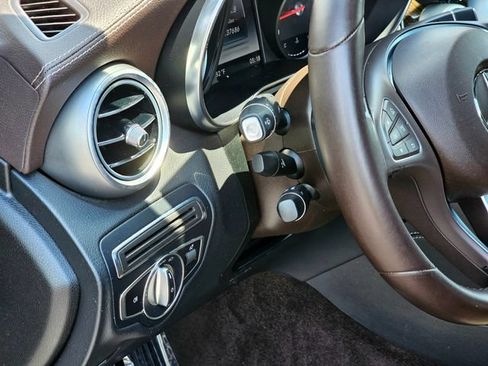 Used 2018 Mercedes-Benz GLC 300 4MATIC Coupe image 17