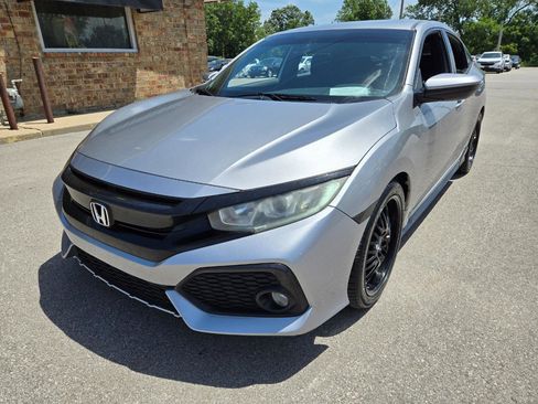Used 2018 Honda Civic Sport image 1