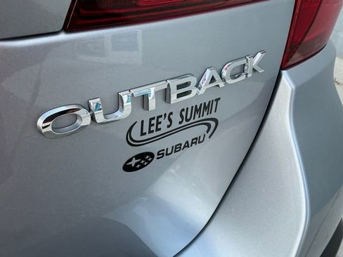 Used 2019 Subaru Outback 2.5i Limited image 6