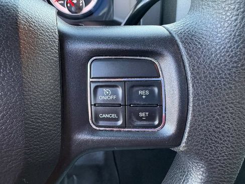Used 2018 RAM 2500 Tradesman w/ Chrome Appearance Group AWD/4WD image 32