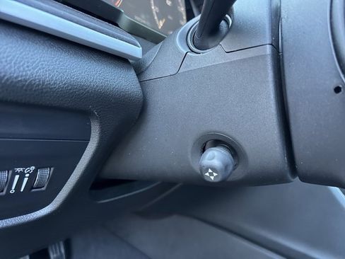 Used 2024 Jeep Grand Cherokee L Limited w/ Luxury Tech Group II image 24