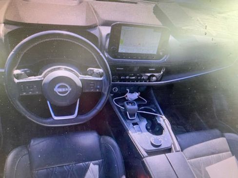 Used 2023 Nissan Rogue Platinum w/ Platinum Premium Package AWD/4WD image 7
