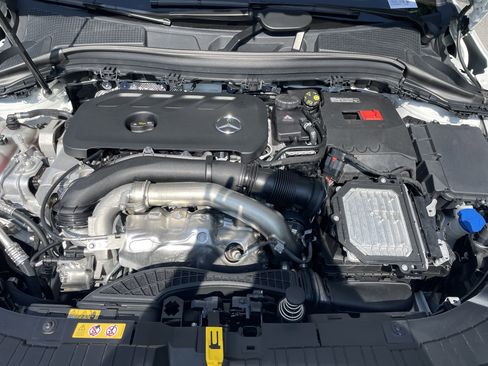 Certified 2025 Mercedes-Benz GLA 250 image 49