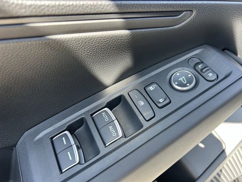 Used 2026 Honda Accord LX image 24