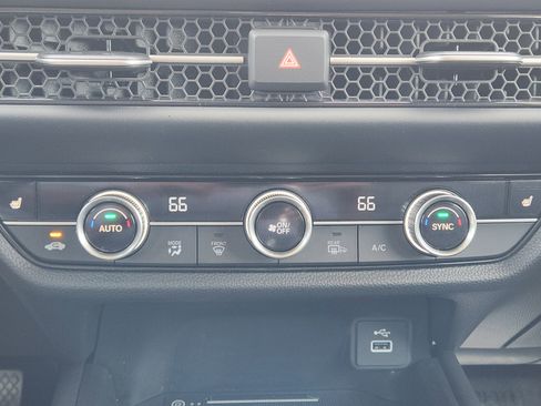 Certified 2024 Honda HR-V EX-L image 19