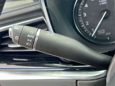 Used 2024 Cadillac XT6 Premium Luxury w/ Technology Package image 25