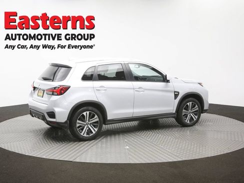 Used 2023 Mitsubishi Outlander Sport ES AWD/4WD image 40