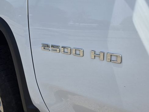 Certified 2025 Chevrolet Silverado 2500 LTZ AWD/4WD image 39