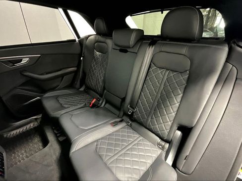 Used 2024 Audi SQ8 Premium Plus image 36