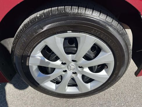 Used 2023 Toyota Corolla LE image 11