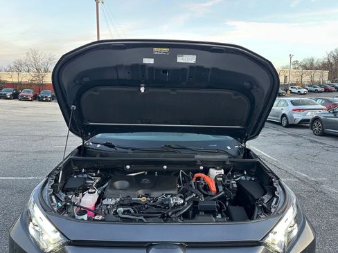 Used 2025 Toyota RAV4 LE image 31