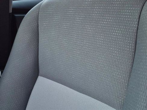 Used 2017 Toyota Corolla L FWD image 12