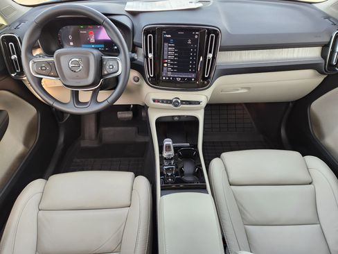 Certified 2023 Volvo XC40 B5 Plus w/ Driver Assist Package image 10