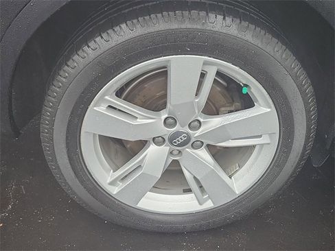 Used 2018 Audi Q5 2.0T Premium w/ Convenience Package image 10