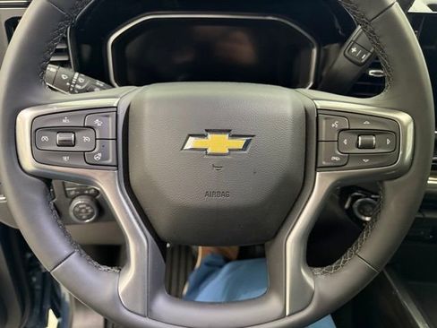 Used 2026 Chevrolet Silverado 3500 LT w/ Convenience Package image 16