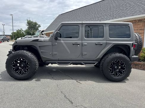 Used 2021 Jeep Wrangler Unlimited Sport AWD/4WD image 17