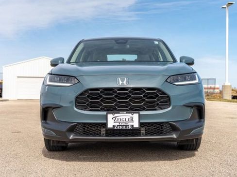 Used 2023 Honda HR-V LX image 2