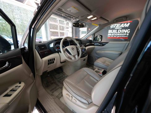 Used 2012 Nissan Quest SL image 8