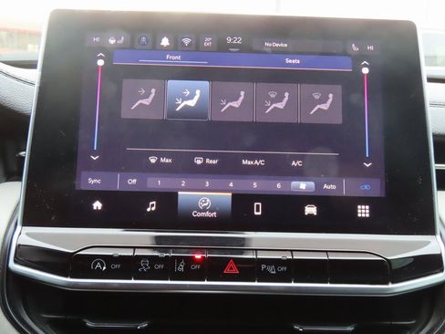 Used 2024 Jeep Compass Limited image 27