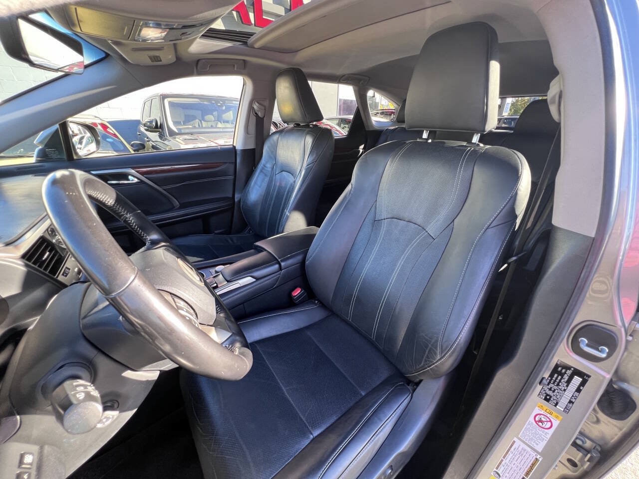 Used 2018 Lexus RX 350L AWD image 22