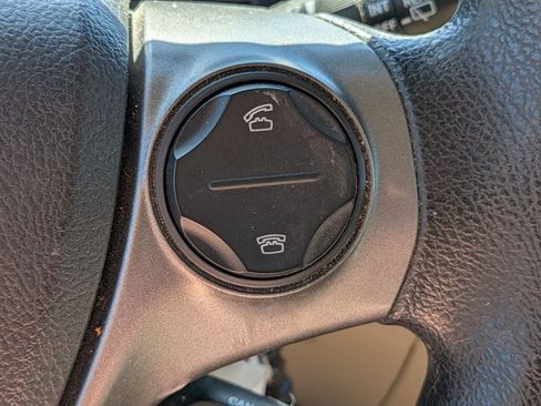 Used 2014 Toyota Venza LE w/ LE Convenience Package image 11