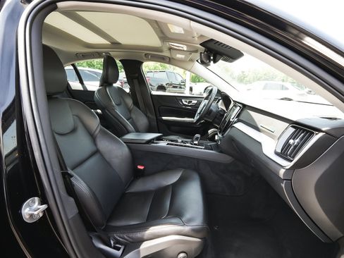 Used 2024 Volvo S60 B5 Core AWD/4WD image 39