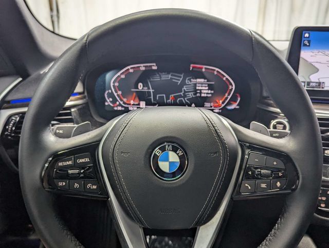 Used 2023 BMW 530i w/ Convenience Package RWD image 22