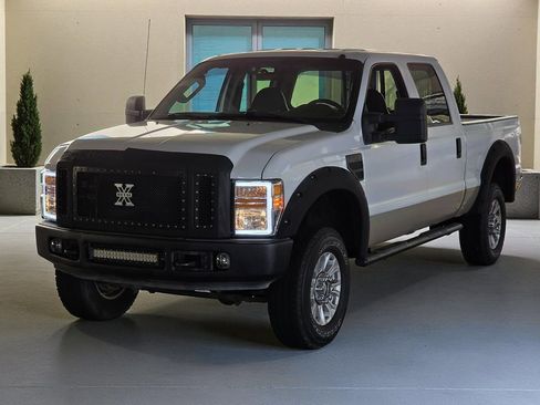 Used 2009 Ford F350 XL image 3