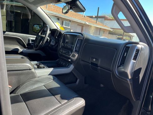 Used 2015 Chevrolet Silverado 1500 LTZ Z71 w/ Midnight Edition image 34