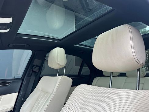 Used 2016 Mercedes-Benz E 400 Sedan image 15