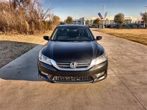 Used 2015 Honda Accord Sport image 7