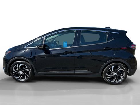 Used 2023 Chevrolet Bolt LT w/ Infotainment Package image 2