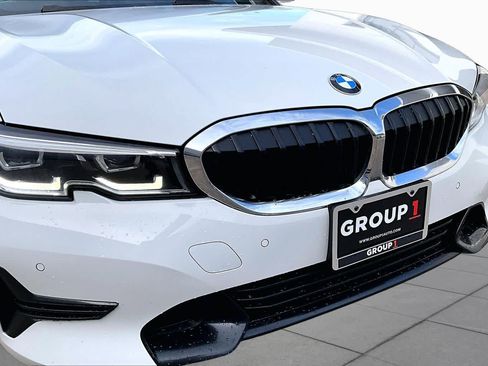 Used 2022 BMW 330i Sedan w/ Premium Package RWD image 30