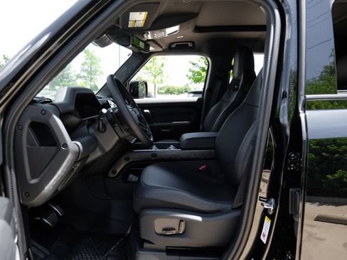 New 2026 Land Rover Defender 110 OCTA AWD/4WD image 4