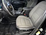 Used 2019 Chevrolet Equinox LT image 2