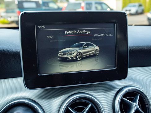 Used 2016 Mercedes-Benz CLA 250 image 24