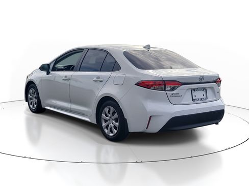 Certified 2024 Toyota Corolla LE FWD image 5