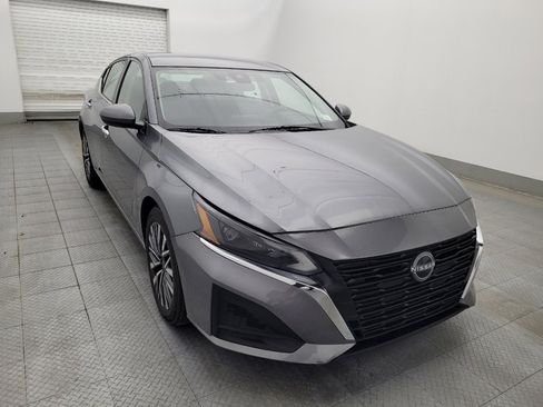 Used 2023 Nissan Altima 2.5 SV image 13
