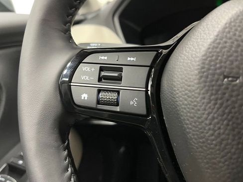 New 2027 Honda HR-V EX-L image 17