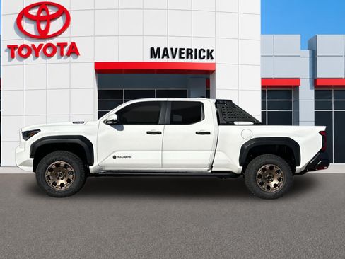 New 2026 Toyota Tacoma 4x4 Double Cab Hybrid image 2