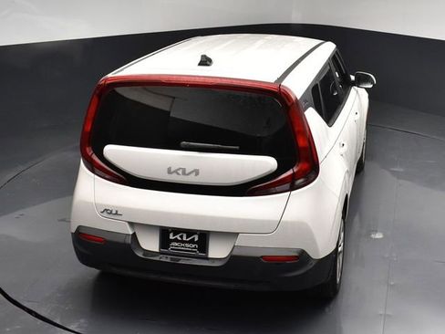 Used 2022 Kia Soul LX FWD image 45