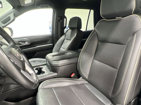 Used 2023 GMC Yukon SLT image 11
