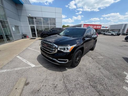 Used 2018 GMC Acadia SLT FWD image 3